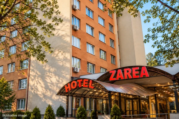 Hotelul "Zarea" ar putea fi reconstruit prin construcția unei clădiri noi cu restaurante și săli