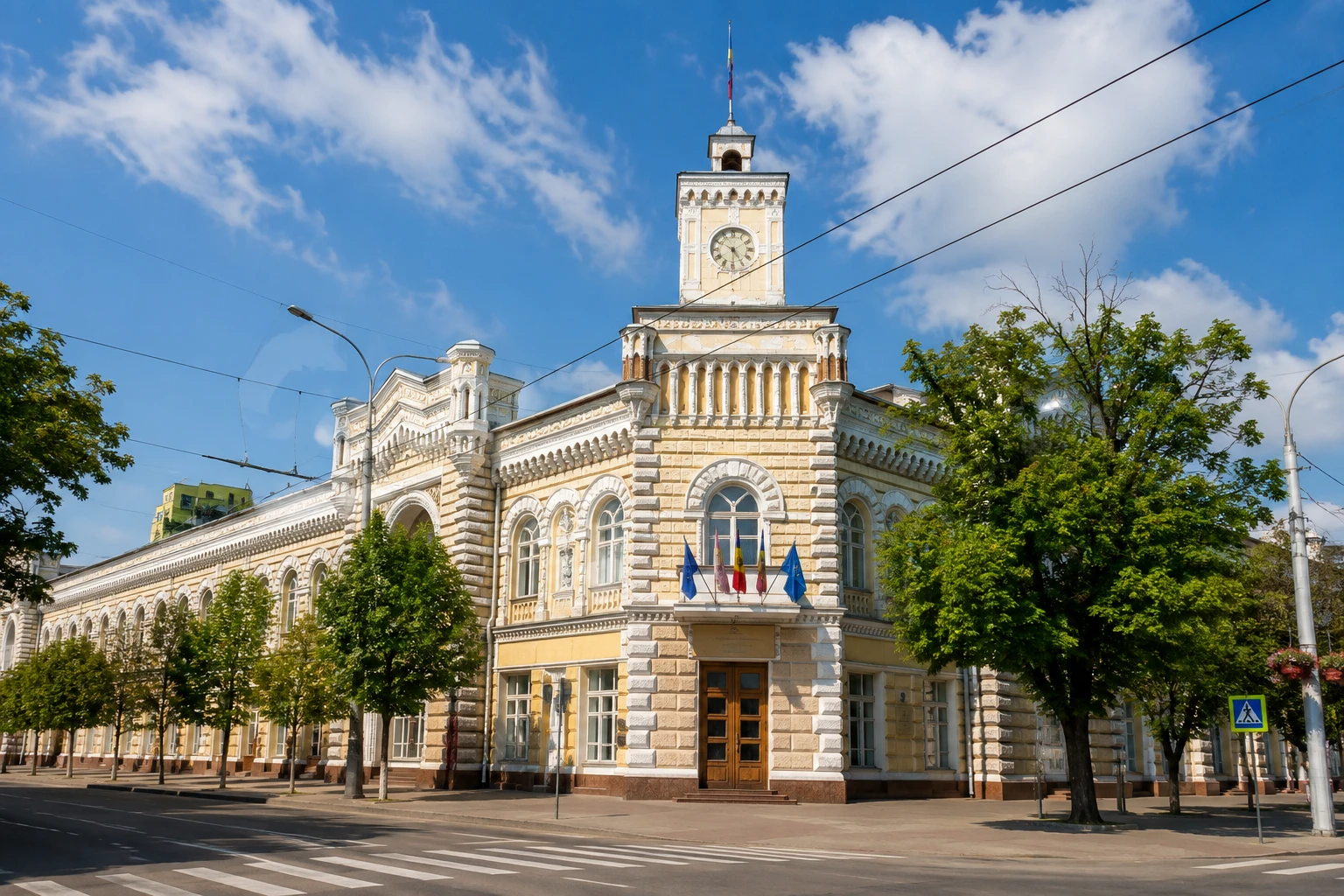 Primăria Chișinău a anunțat pentru a patra oară o licitație pentru renovarea sediului său