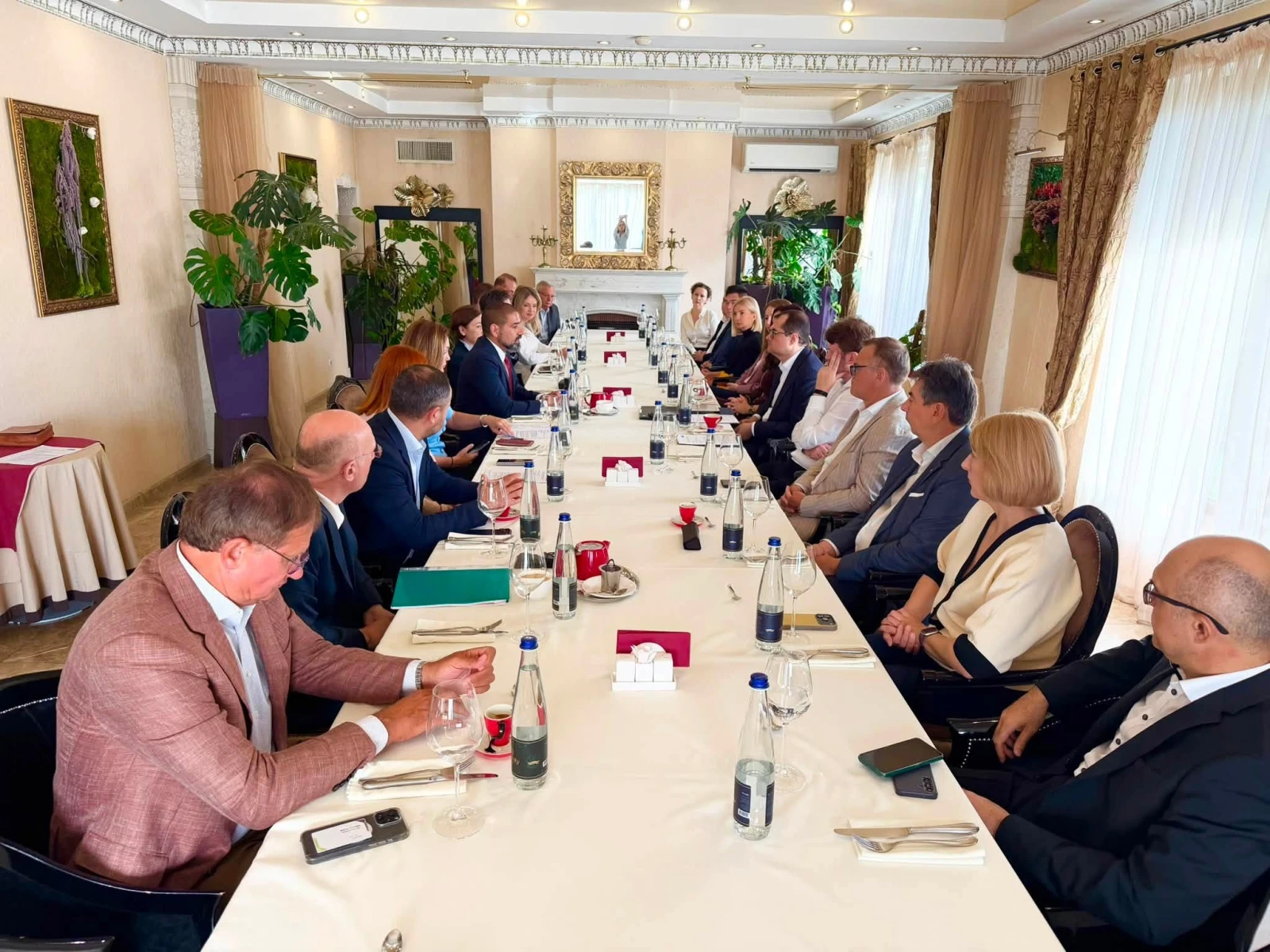 Foreign investors discussed issues related to the business environment with Moldova's prime minister