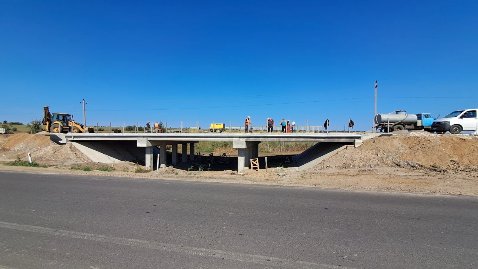 Major repairs to the bridge on Route R37 near Korten are 78% complete