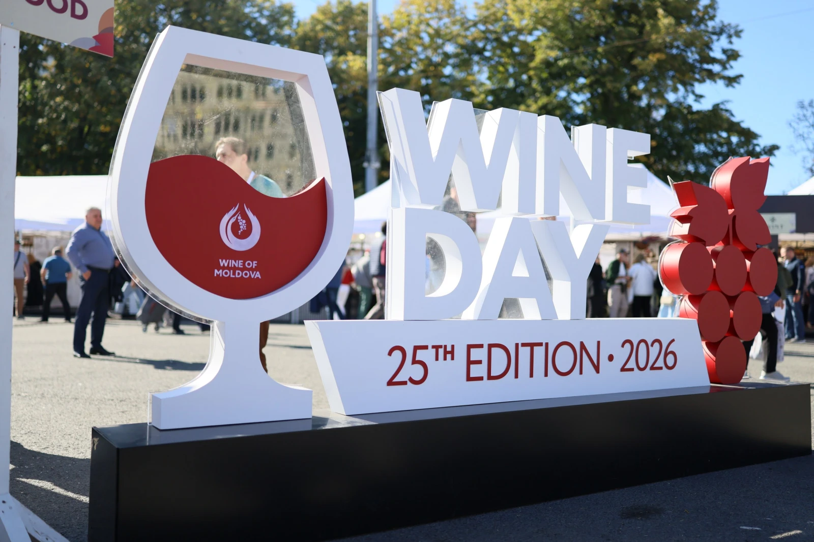 Vinul care ne unește: Cea de-a 25-a ediție aniversară a Zilei Naționale a Vinului a început cu recunoașterea meritelor pentru oamenii vinului