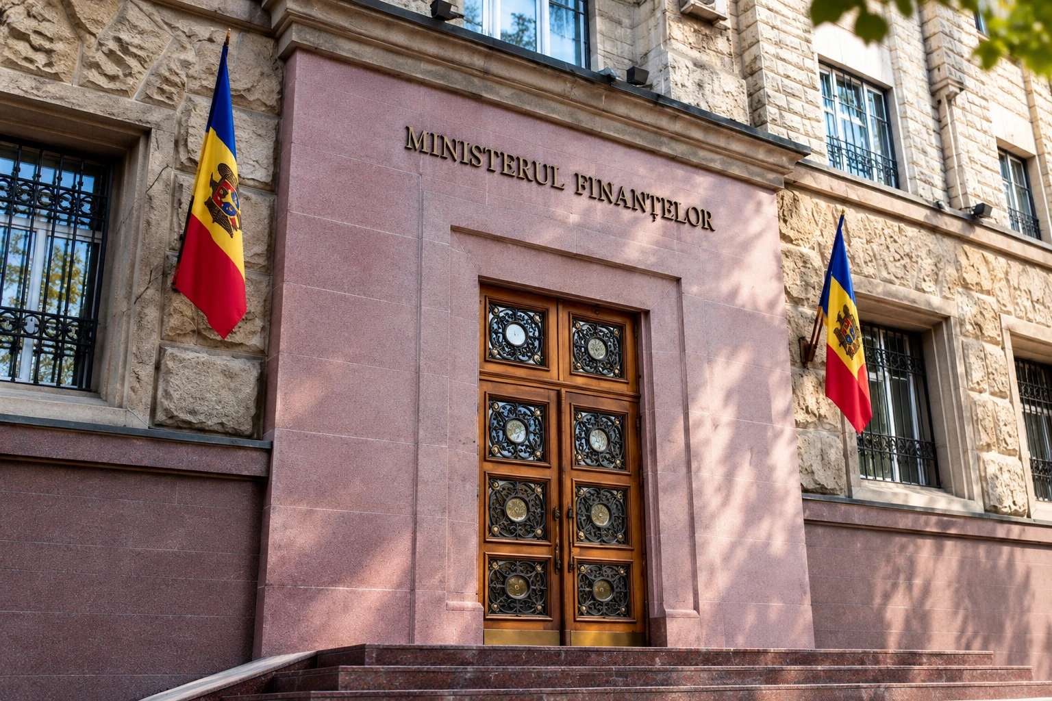 Минфин предложил направить местным бюджетам 433,2 млн леев на зарплаты и соцвзносы