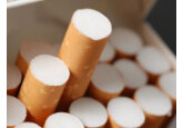 Bruxelles-ul va propune majorarea accizelor la ţigări şi introducerea primei taxe pe vaping la nivel de bloc