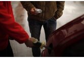 Названы страны Европы с самым дешевым бензином