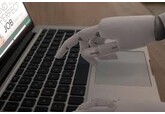 O descoperire neobișnuită privind oamenii care folosesc cel mai mult A.I.