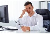 Много работающим за компьютером людям дали советы по защите зрения