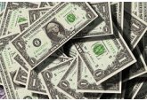 Доля доллара в расчетах через SWIFT выросла