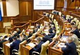 Парламент Молдовы принял сразу в двух чтениях законопроект, который позволит упросить и ускорить процесс закупки вакцины против COVID-19.