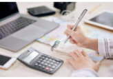 The average monthly nominal accrued salary of an employee in Moldova in 2023 amounted to 12209.2 lei, increasing by 16.9% (+1761.9 lei) compared to 2022.