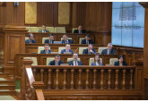 The property transferred to the authorized capital of &quot;Moldovagaz&quot; was not contributed at fair value, and the shares were determined incorrectly.