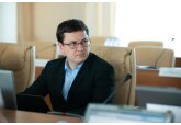 Cabinetul de miniștri a aprobat modificări la Regulamentul privind stabilirea și plata alocațiilor pentru familiile cu copii și la Regulamentul privind condițiile de stabilire, calcul și plată a alocațiilor de paternitate. 