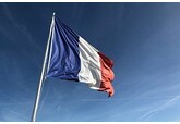 Богатым во Франции пригрозили увеличением налогов