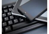Acord în UE: Toate telefoanele şi tabletele vor trebui să utilizeze un încărcător comun / Producătorii de laptopuri vor avea mai mult timp să se conformeze 