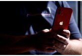 Apple откажется от сим-карты в iPhone