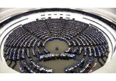 Parlamentul European consideră că UE ar trebui să acorde Moldovei statutul de candidat și să ofere mai mult sprijin strategic. 