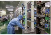 Китайские производители чипов предрекли себе гибель из-за санкций США