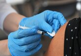 Раскрыты подробности разработки единой вакцины от COVID-19 и гриппа