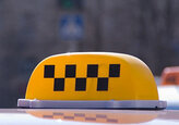 ATAT: Creșterea costului asigurării obligatorii de răspundere civilă auto va provoca o creștere a tarifelor pentru serviciile de taxi.