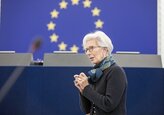 Banca Centrală Europeană începe prima etapă pentru crearea unui euro digital, a cărui infrastructură ar folosi mai puţină energie decât Bitcoin. Ce presupune implementarea monedei