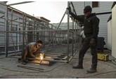 Firmele din România merg până în Asia pentru sudori, croitori, agronomi