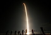 SpaceX отправит космических туристов на орбиту до конца года