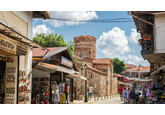 Cum vor bulgarii să scape de pericolul creșterii prețurilor, când trec la euro. Toate magazinele sunt obligate să facă asta