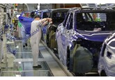 Глава Volkswagen заявил о "более разумных" альтернативах закрытию заводов