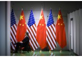 China şi SUA trag economia mondială în direcţii opuse