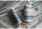 В МВФ объяснили поиск альтернативы доллару в мире