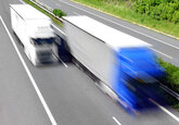 Retailerii europeni se confruntă cu deficite de produse din cauza creşterii dramatice a costurilor de transport