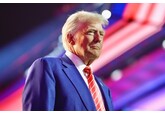 Trump rămâne cu tarifele pe oțel și aluminiu, dar pierde ”tarifele reciproce” cu aproape toate țările, după decizia Curții de Apel Federale