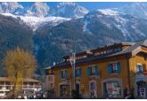 Faimoasa Vale Chamonix restrânge numărul locuințelor ce pot fi închiriate turiștilor, deși autoritățile se tem că măsura ar putea fi ilegală