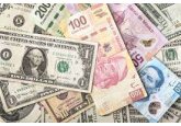 Argentina se revoltă: Mii de oameni au ieşit în stradă pentru a denunţa acordul dintre guver şi FMI. Statul trebuie să ramburseze un împrumut de peste 40 mld. dolari