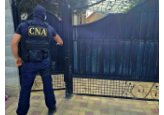 Patru companii de transport din Chișinău și Ialoveni sunt implicate într-un dosar de corupție și contrabandă cu țigări