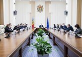 Guvernul Moldovei a analizat motivele majorării prețurilor la medicamente, alimente, produse de panificație, cereale și produse petroliere.