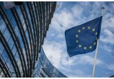 Moldova trebuie să atragă mai multe investiții în infrastructura strategică, să dezvolte mediul de afaceri, să îmbunătățească gestionarea sectorului întreprinderilor de stat și să reducă intensitatea energetică a economiei, susține Comisia Europeană.
