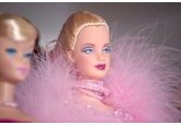 В мире рухнули продажи Barbie
