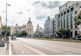 SUA și China se întâlnesc azi în Spania pentru a regla conflictul comercial și problema petrolului rusesc