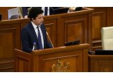 În Moldova, pe termen mediu și lung, ar trebui să se renunțe la plafonarea și reglementarea prețurilor pe piața produselor petroliere.