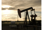 Kazahstanul îşi diversifică rutele de export de petrol