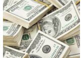 Business internaţional. Investitorii vând participaţii la fonduri într-un ritm record în prima jumătate a anului