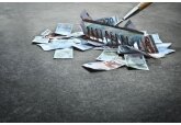 Problemele abia acum încep pentru europeni: Deşi rundele înăsprire a politicii monetare se apropie de sfârşit, din spate vine un munte de oameni, companii şi guverne care au împrumutat sute de miliarde de la bănci şi pentru care nota de plată bate la uşă