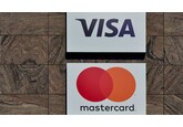 На Кубе из-за санкций США перестанут работать карты Visa и Mastercard