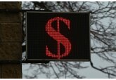Оценена вероятность отказа от доллара во всем мире