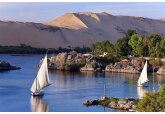 Turism: de la o lună la alta, intrările străinilor în ţară sunt mai mari decât plecările românilor afară 