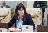 Rata de bază pentru calcularea salariilor angajaților din sectorul public în 2025 va crește de la 2.100 la 2.200 de lei (+4,8%)