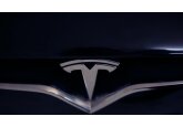 Tesla şi-a pierdut de la începutul anului o treime din valoarea de piaţă, adică 260 mld. dolari