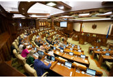 Moldovan Parliament adopted in the second reading amendments to the Law on State Budget for 2022, reducing its deficit by 11% - to 17.25 billion lei.