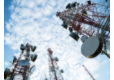 НАРЭКИТ выдало мобильным операторам Orange Moldova, Moldcell и Moldtelecom лицензии на использование радиочастот/каналов в диапазоне 2100 МГц, за каждую из лицензий они заплатят в бюджет по 6,2 млн евро.