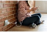 Из комплекта смартфонов уберут зарядку